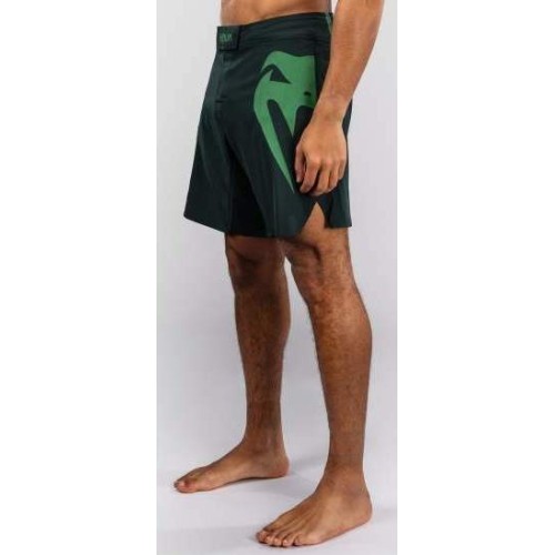 Venum Light 5.0 Fightshorts - Forest Green/Light Green