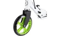 HM0180 GREEN SCOOTER NILS EXTREME