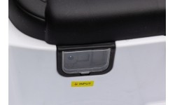 Pojazd Mercedes Benz EQA 250 biały