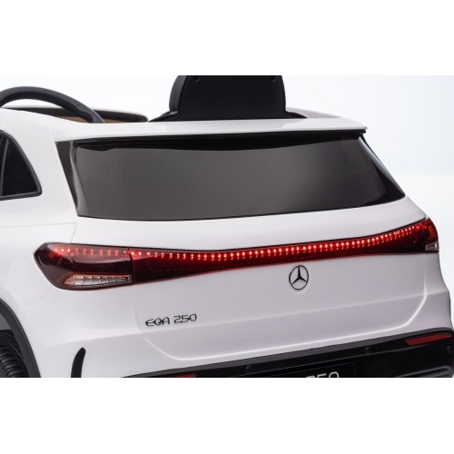 Pojazd Mercedes Benz EQA 250 biały
