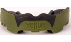 Ochraniacz na zęby Venum Predator, khaki/czarny