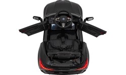 Pojazd elektryczny BMW M4, czarny