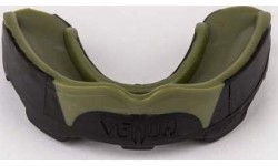 Ochraniacz na zęby Venum Predator, czarny/khaki