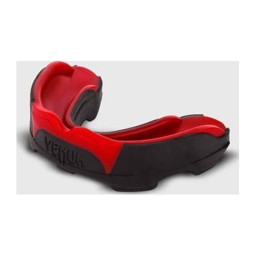 Venum Predator ochraniacz na zęby - czarny/czerwony