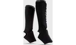 Nagolenniki Venum Kontact - czarny/srebrny