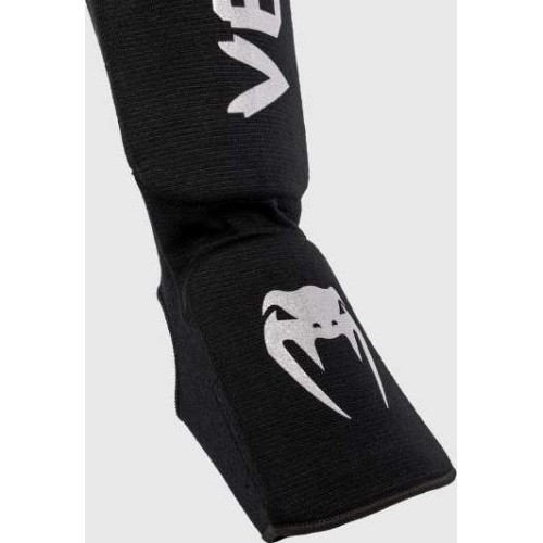 Nagolenniki Venum Kontact - czarny/srebrny