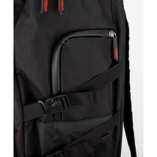 Venum Challenger Xtrem Evo - Black/Red