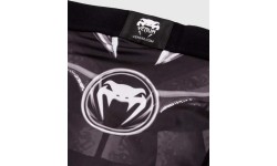 Vale Tudo Shorts Venum Gladiator 3.0 - Black/White