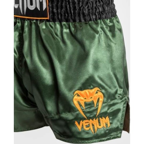 Venum Classic Muay Thai Short - zielony/czarny/złoty