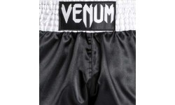 Venum Classic - Muay Thai Short czarny/biały/biały
