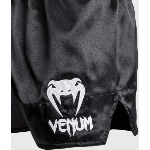 Venum Classic - Muay Thai Short czarny/biały/biały