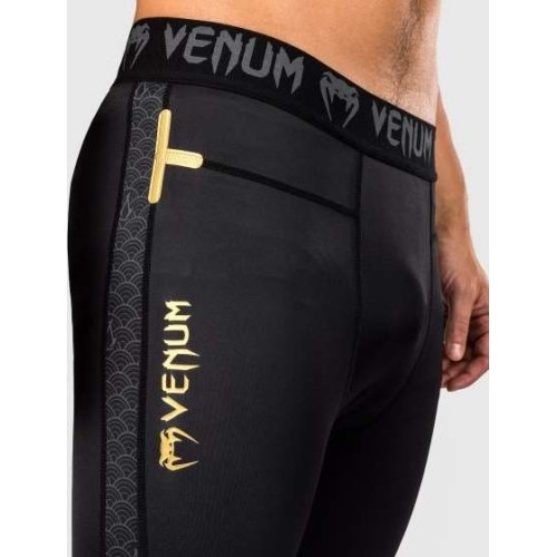 Venum x Assassin's Creed Shadows Spats - czarny/złoty
