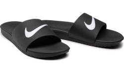 Klapki młodzieżowe Nike Kawa Slide, czarne 819352 001