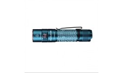 Latarka LED Fenix E35R, granatowa