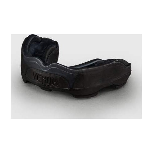 Venum Predator Mouthguard – Black/Black/Red