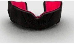Venum Challenger Mouthguard - Black/Raspberry