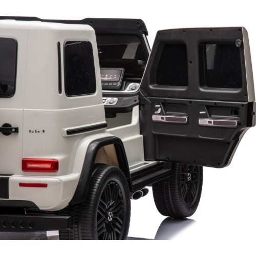 Mercedes Benz G63 AMG XXL pojazd biały