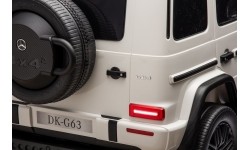 Mercedes Benz G63 AMG XXL pojazd biały