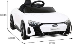Samochód elektryczny Audi RS E-Tron GT, biały