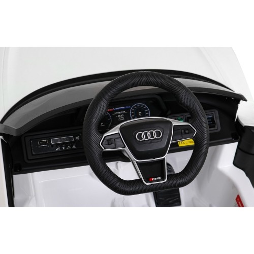 Samochód elektryczny Audi RS E-Tron GT, biały