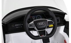 Samochód elektryczny Audi RS E-Tron GT, biały