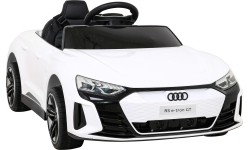 Samochód elektryczny Audi RS E-Tron GT, biały