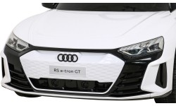 Samochód elektryczny Audi RS E-Tron GT, biały