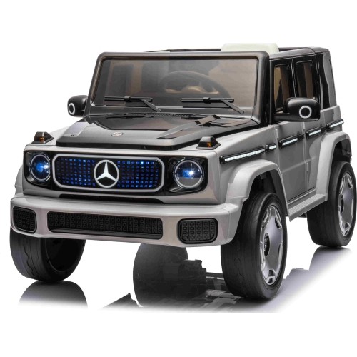 Pojazd elektryczny Mercedes Benz EQG, srebrny