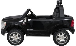 Pojazd elektryczny RAM 3500, czarny