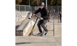 HS221 SPIDER STUNT SCOOTER NILS EXTREME