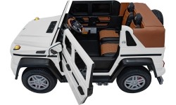 Vehicle Mercedes Benz MAYBACH G650 STRONG White
