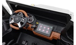 Vehicle Mercedes Benz MAYBACH G650 STRONG White