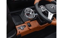 Vehicle Mercedes Benz MAYBACH G650 White