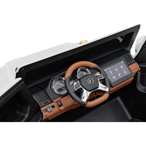 Vehicle Mercedes Benz MAYBACH G650 White