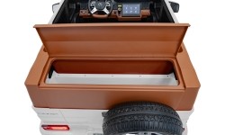 Vehicle Mercedes Benz MAYBACH G650 White