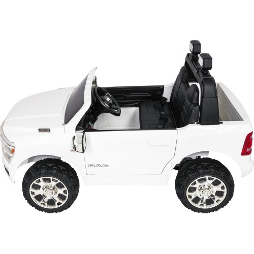 RAM 3500 White Vehicle