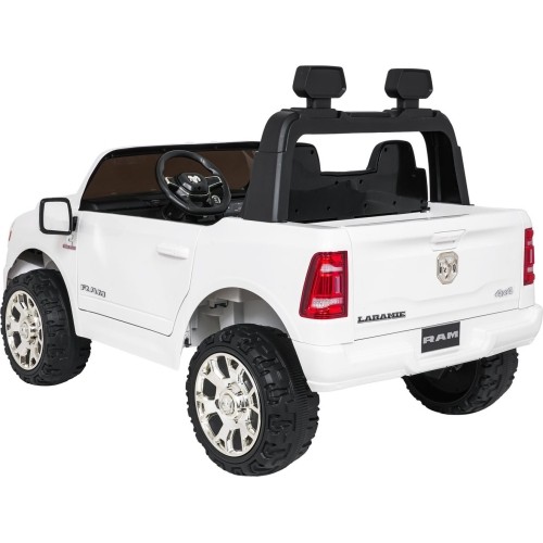 RAM 3500 White Vehicle