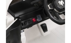 RAM 3500 White Vehicle