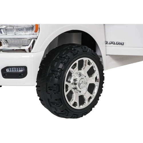 RAM 3500 White Vehicle