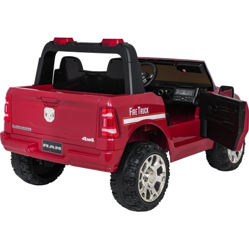 RAM 3500 wóz strażacki, czerwony