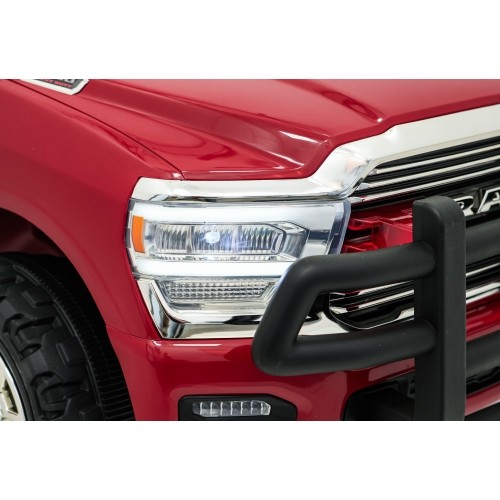 RAM 3500 wóz strażacki, czerwony