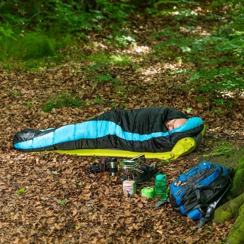 NC2012 CZARNO-NIEBIESKI ŚPIWÓR NILS CAMP