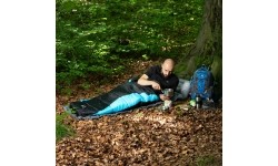 NC2012 CZARNO-NIEBIESKI ŚPIWÓR NILS CAMP