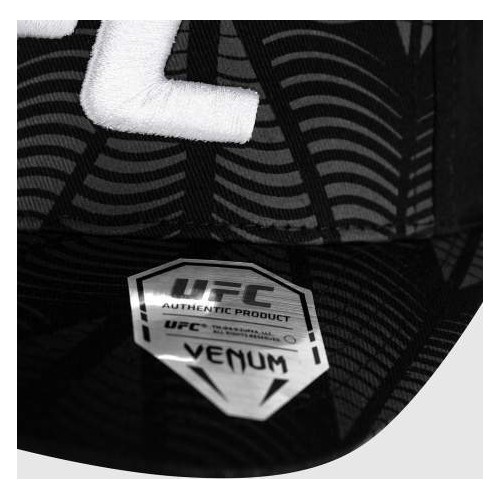 Czapka UFC Zenith by Venum Authentic Fight Night, czarno-biało-pomarańczowa