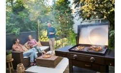 Grill gazowy Char-Broil Versa-Tile z płytą