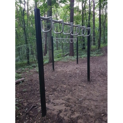 HORIZONTAL BAR WITH HANDLES