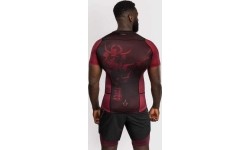 Venum x Assassin’s Creed Shadows Men’s Short Sleeve Rashguard - Burgundy/Black