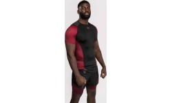 Venum x Assassin’s Creed Shadows Men’s Short Sleeve Rashguard - Burgundy/Black