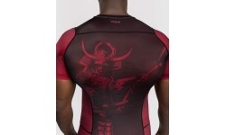 Venum x Assassin’s Creed Shadows Men’s Short Sleeve Rashguard - Burgundy/Black