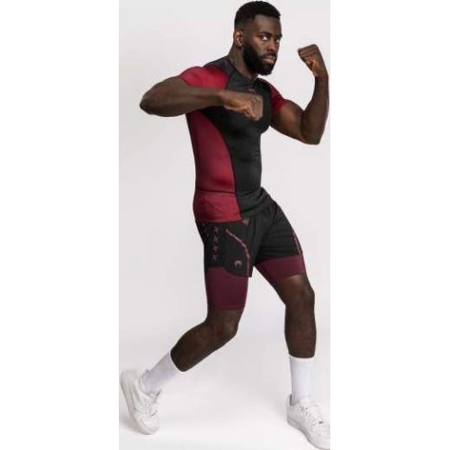 Venum x Assassin’s Creed Shadows Men’s Short Sleeve Rashguard - Burgundy/Black